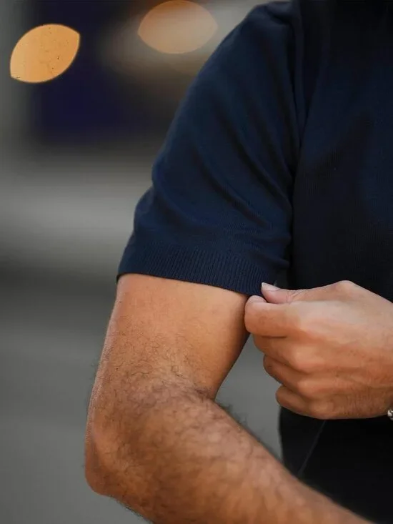 Women's Navy Blue V-Neck Short Sleeve Stretch Knit Polo Shirt Top - Picture 3 of 5